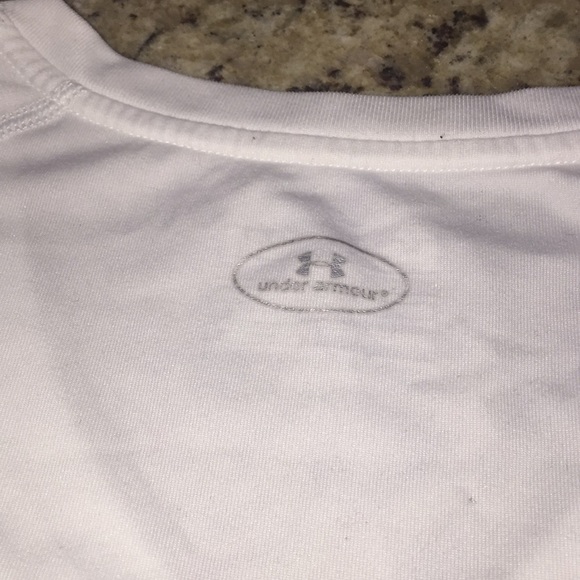Under Armour tee - Picture 5 of 7